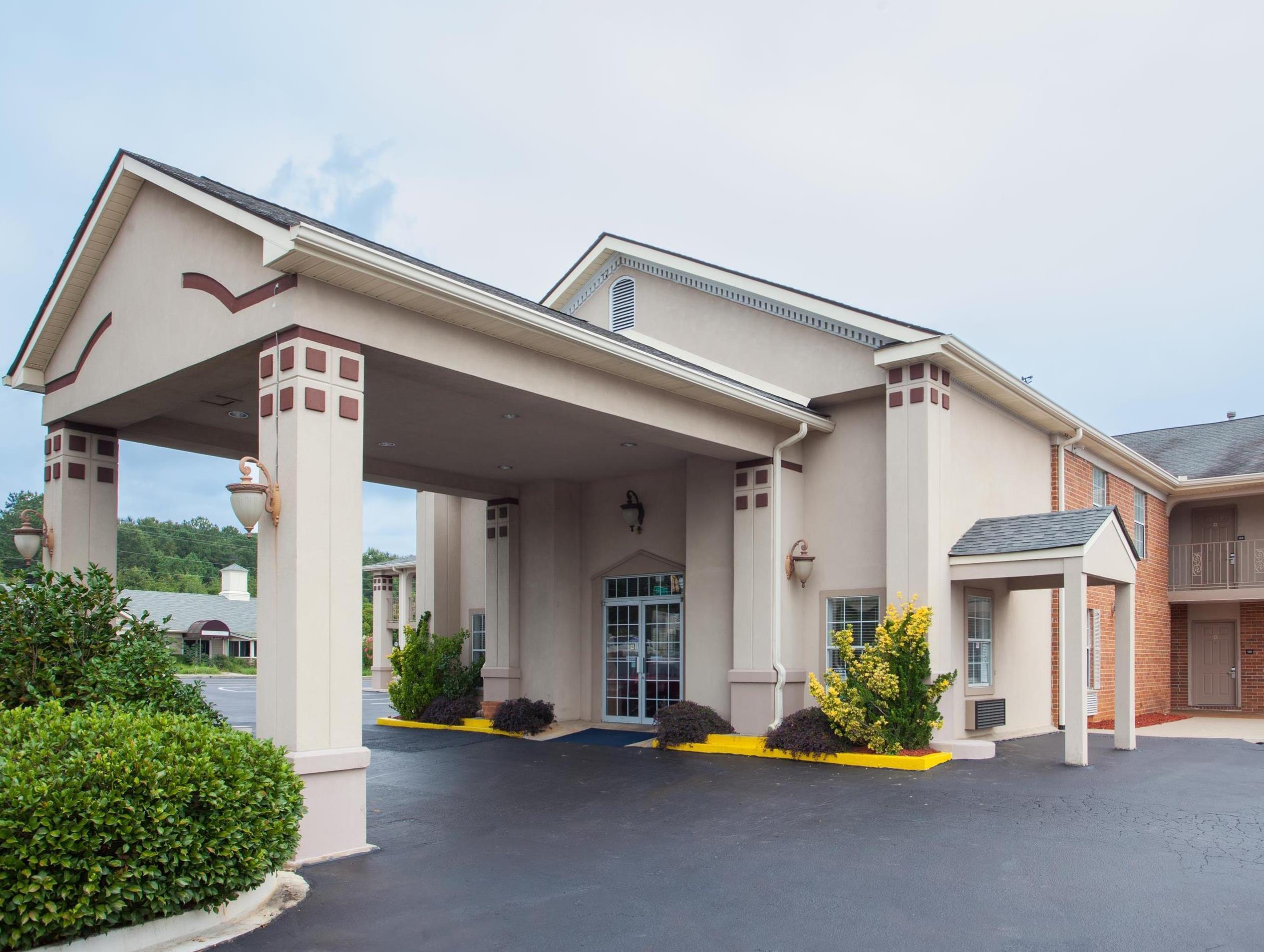 Super 8 By Wyndham Covington Hotel Buitenkant foto