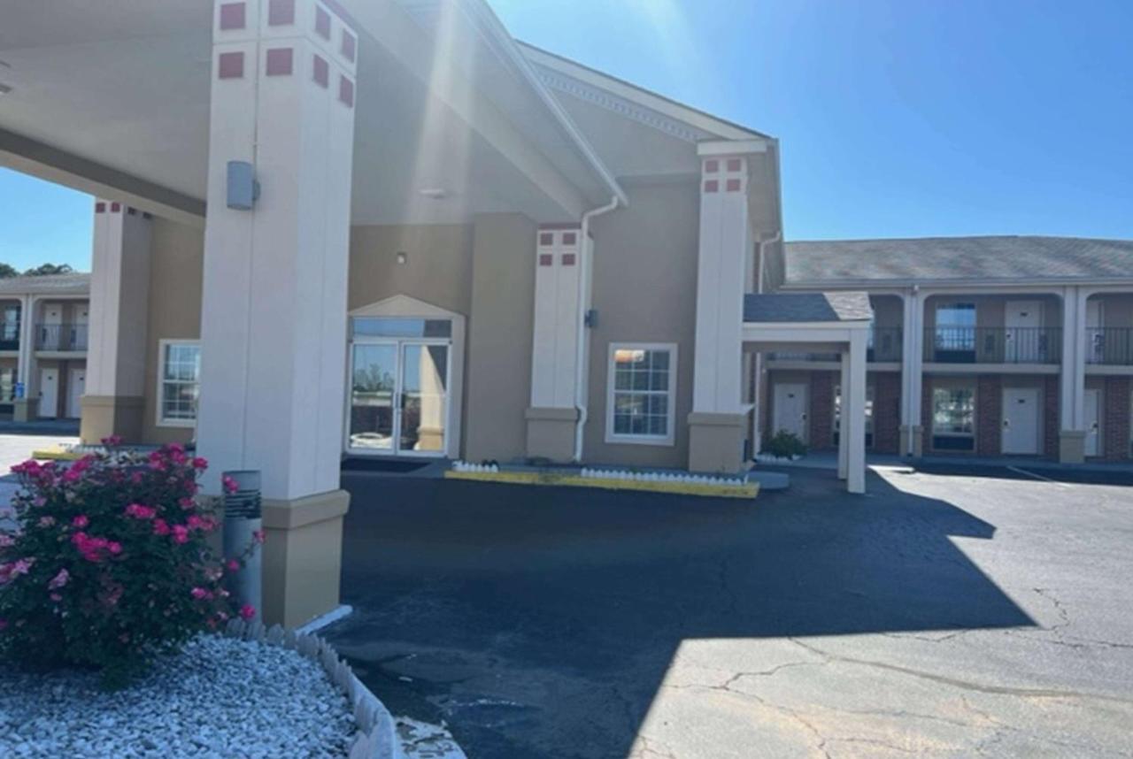 Super 8 By Wyndham Covington Hotel Buitenkant foto
