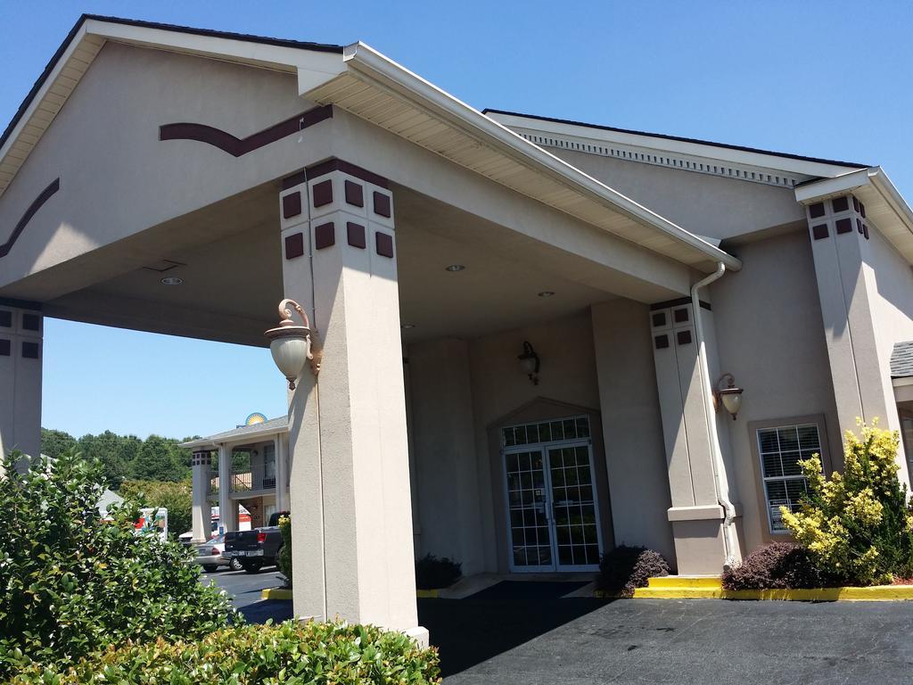 Super 8 By Wyndham Covington Hotel Buitenkant foto